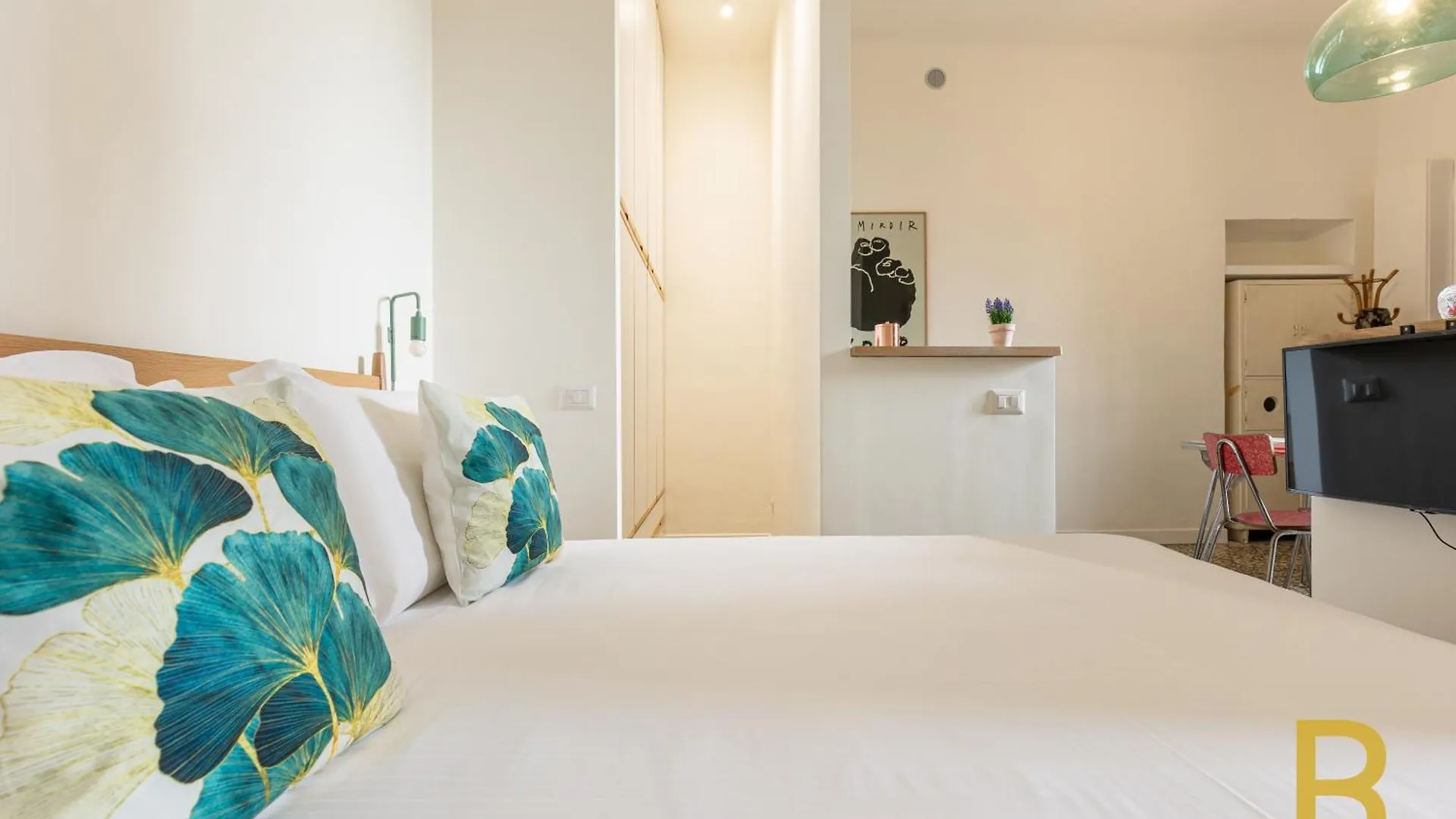 Beplace Apartments At Naviglio Grande Milan