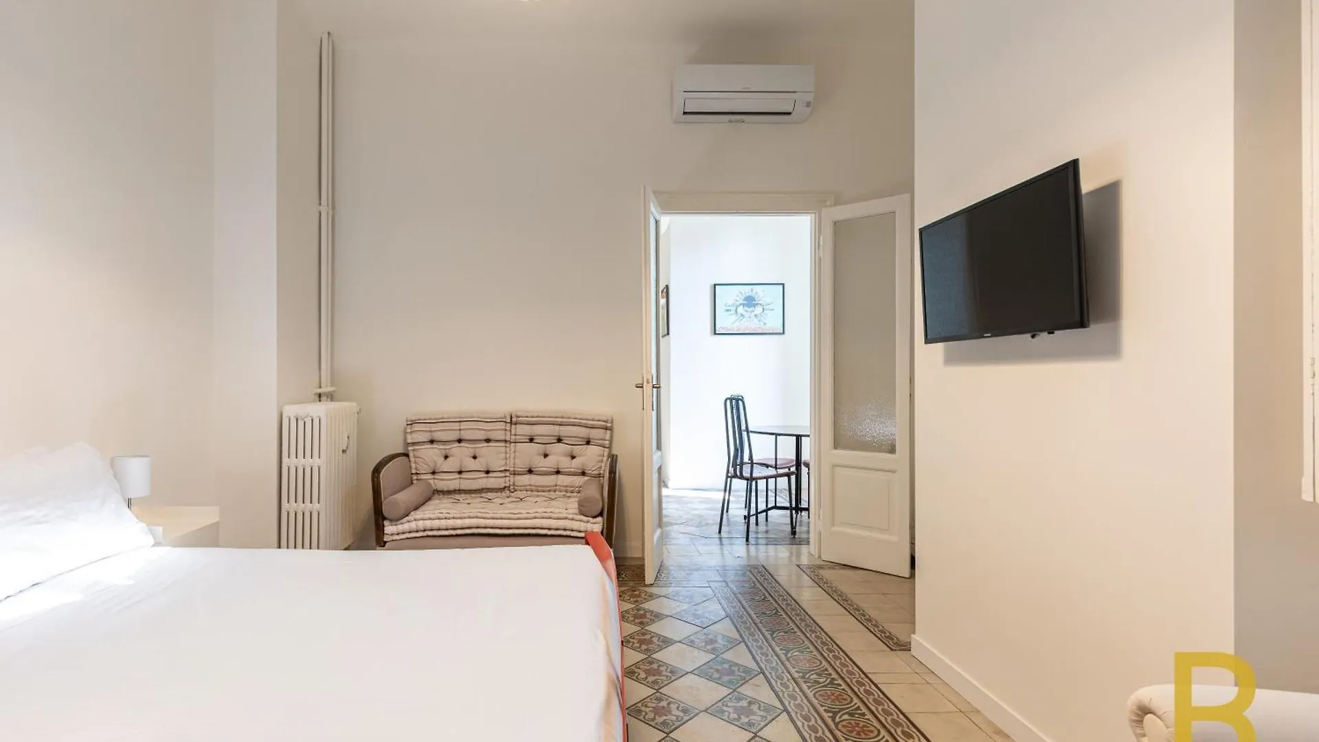 Beplace Apartments At Naviglio Grande Milan